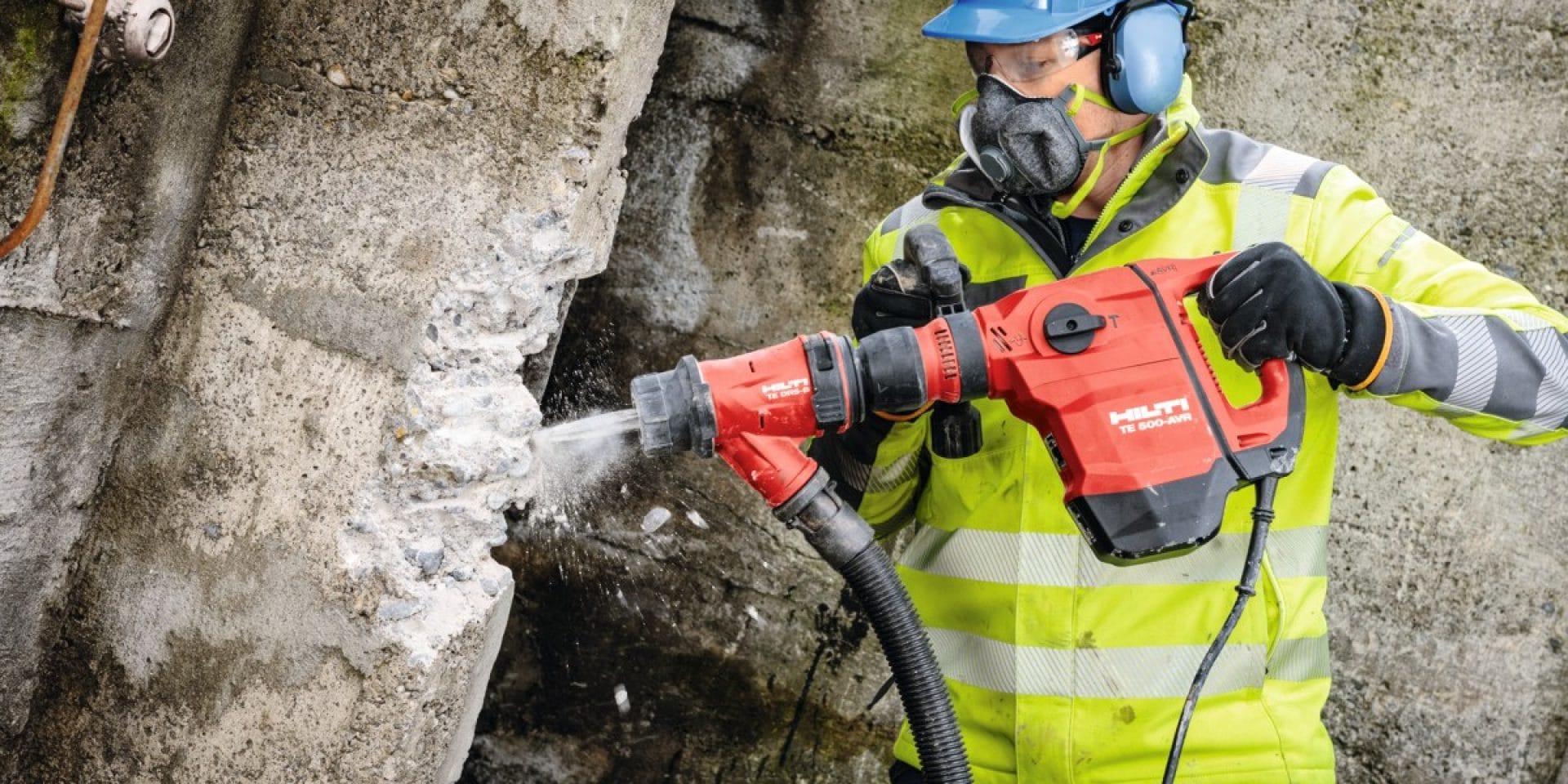 TE 500-AVR Wall breaker with Hilti Dust Removal System