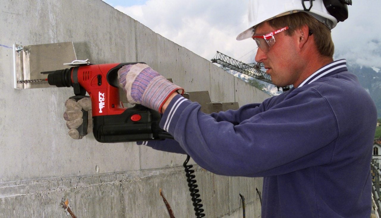 TE 6-A TE 6-A (Battery Rotary Hammer Drill) TE 6-A (Akku-Bohrhammer)