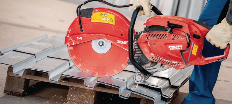 DSH 700-X Gas cut-off saw Versatile rear-handle 70 cc petrol saw with auto-choke – cutting depth up to 125 mm Applications 1