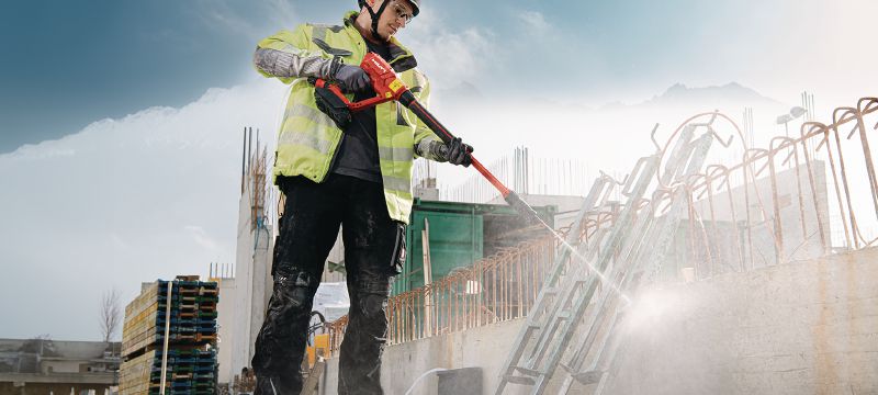 PC 2-22 Akkutoiminen painepesuri Kannettava painepesuri 40 baarin (580 psi) työpaineella kevyeen siivoukseen rakennustyömailla (Nuron-akkualusta) Sovellukset 1
