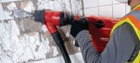 TE 500-22 SDS-Max akkutoiminen piikkausvasara Akkutoiminen SDS Max (TE-Y) -purku- ja piikkausvasara aktiivisella tärinänvaimennuksella (AVR) betonin tai muurauksen piikkaukseen (Nuron-akkualusta) Sovellukset 2