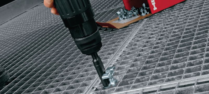 X-PGR RU Grating clip with nail Grating fastener with pre-mounted nail for use with powder-actuated tools (suitable for pre-drilling) Applications 1