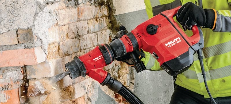 TE 500-AVR SDS-Max piikkausvasara Monipuolinen SDS Max (TE-Y) -piikkausvasara aktiivisella tärinänvaimennuksella (AVR) betonin ja muurauksen kevyeen piikkaukseen Sovellukset 1