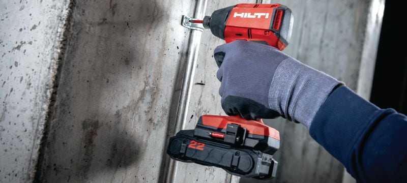SID 4-22 Cordless impact driver Compact brushless impact driver optimised for more reliable and efficient non-structural fastening in wood and metal (Nuron battery platform) Applications 1