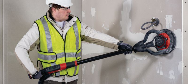 Pitkävartinen DWS 225 -hiomakone Pitkävartinen väliseinien epäkeskohiomakone säädettävällä harjattomalla moottorilla ja pölynpoistolla (toimitukseen sisältyy pussi ja jatkovarsi) Sovellukset 1