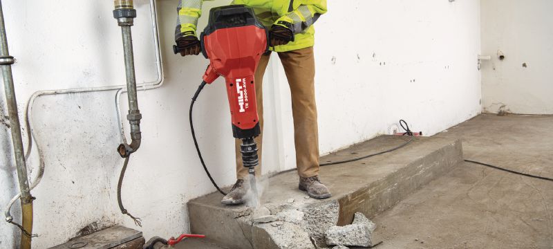 TE-H SM Piikkitaltat Piikkitalttaterät betonin ja muurauksen piikkaamiseen/purkamiseen käyttäen kolmannen sukupolven TE 3000 tai H28 -purkutyökaluja kiinnikkeellä Sovellukset 1