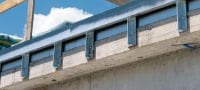 HST3-R kiila-ankkuri ruostumattomasta teräksestä Ultimate-tason kiila-ankkuri vaativiin sovelluksiin halkeilleessa betonissa (A4 ruostumaton teräs) Sovellukset 5