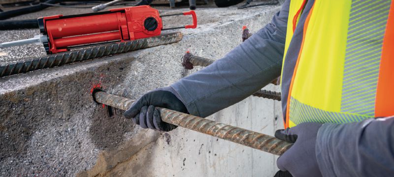 HIT-HY 200-R V3 kemiallinen ankkuri Huippusuorituskykyinen injektiomassa hyväksynnöillä jälkiasennettuihin raudoituksiin ja rakenteellisten pohjalevyjen ankkurointiin Sovellukset 1