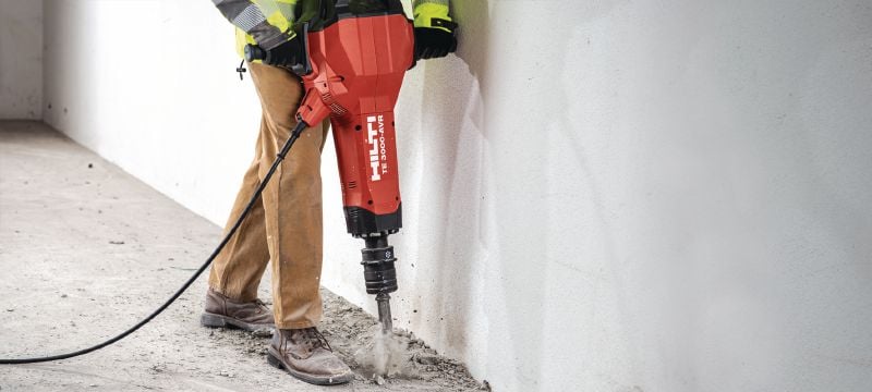 TE-H SM Piikkitaltat Piikkitalttaterät betonin ja muurauksen piikkaamiseen/purkamiseen käyttäen kolmannen sukupolven TE 3000 tai H28 -purkutyökaluja kiinnikkeellä Sovellukset 1