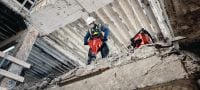 TE 2000-22 TE-S akkutoiminen murtovasara Tehokas ja kevyt akkutoiminen murtovasara betonin murtamiseen ja muihin purkutöihin (Nuron-akkualusta) Sovellukset 3