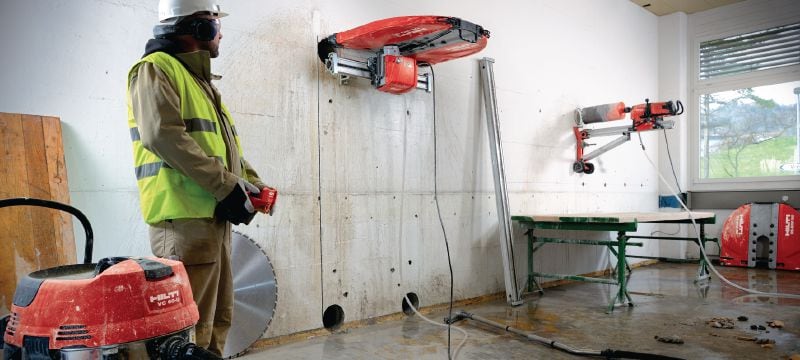 SPX LCS Equidist seinäsahanterä (60HY: sopii Hilti, Husqvarna®- ja Tyrolit®-malleihin) Huippuluokan seinäsahanterä (5–10 kW): suurempi leikkausnopeus ja pitempi käyttöikä raudoitetussa betonissa (60HY kara sopii Hilti-, Husqvarna®- ja Tyrolit®-seinäsahoihin) Sovellukset 1