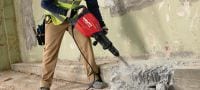 TE 1000-AVR TE-S piikkausvasara Monipuolinen piikkausvasara lattioiden purkuun tai piikkaukseen sekä satunnaiseen seinän piikkaukseen (yleisjohdolla) Sovellukset 2