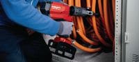 NCT 85 C-22 Akkutoiminen kupari-/alumiinikaapelien leikkuri Kupari- ja alumiinikaapelien akkutoiminen leikkuri pistoolikahvalla 3,2” │ 80 mm:iin saakka (Nuron-akkualusta) Sovellukset 3