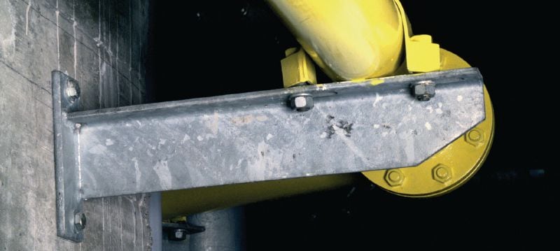 HSL4 raskas kiila-ankkuri Huippusuorituskykyinen raskaan käytön naula-ankkuri hyväksynnöillä turvallisuuskriittisiin sovelluksiin betonissa (hiiliteräs, kuusiokanta) Sovellukset 1