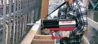 P 8000 D pneumaattinen puristin Pneumaattinen puristin hybridi-/epoksipohjaisiin kemiallisiin ankkureihin Sovellukset 2