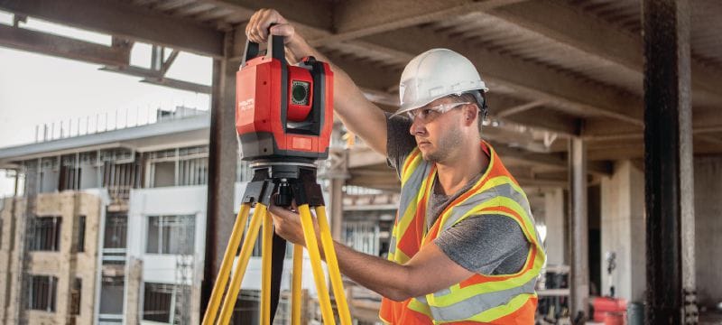 PLT 300 Digitaalinen asettelutyökalu Automatisoitu rakennusalan asettelutyökalu nopeuttaa merkintöjä työmaalla digitaalisilla menetelmillä ja BIM-mallilla Sovellukset 1