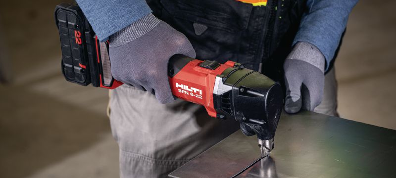Nuron SPN 6-22 CN Cordless nibbler High-capacity cordless nibbler for cutting sheet metal and profiles with more speed and minimal distortion (Nuron battery platform) Applications 1